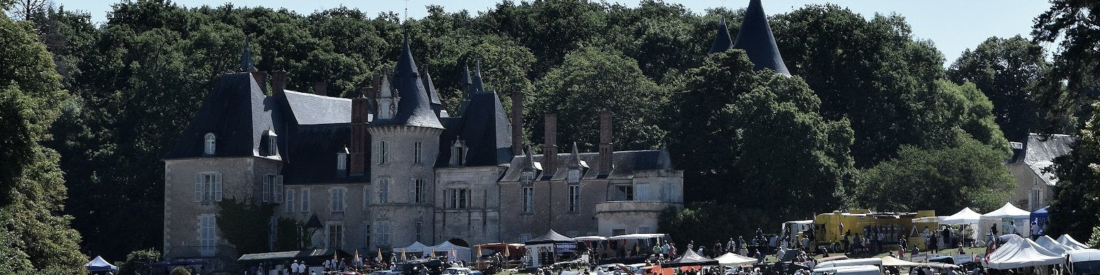Chateau De Tracy